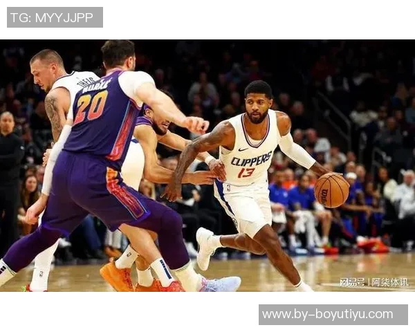 乔治状态回暖24分钟砍下21分5篮板3助攻2抢断三分球表现惊艳 乔治状态回暖24分钟砍下21分5篮板3助攻2抢断三分球表现惊艳